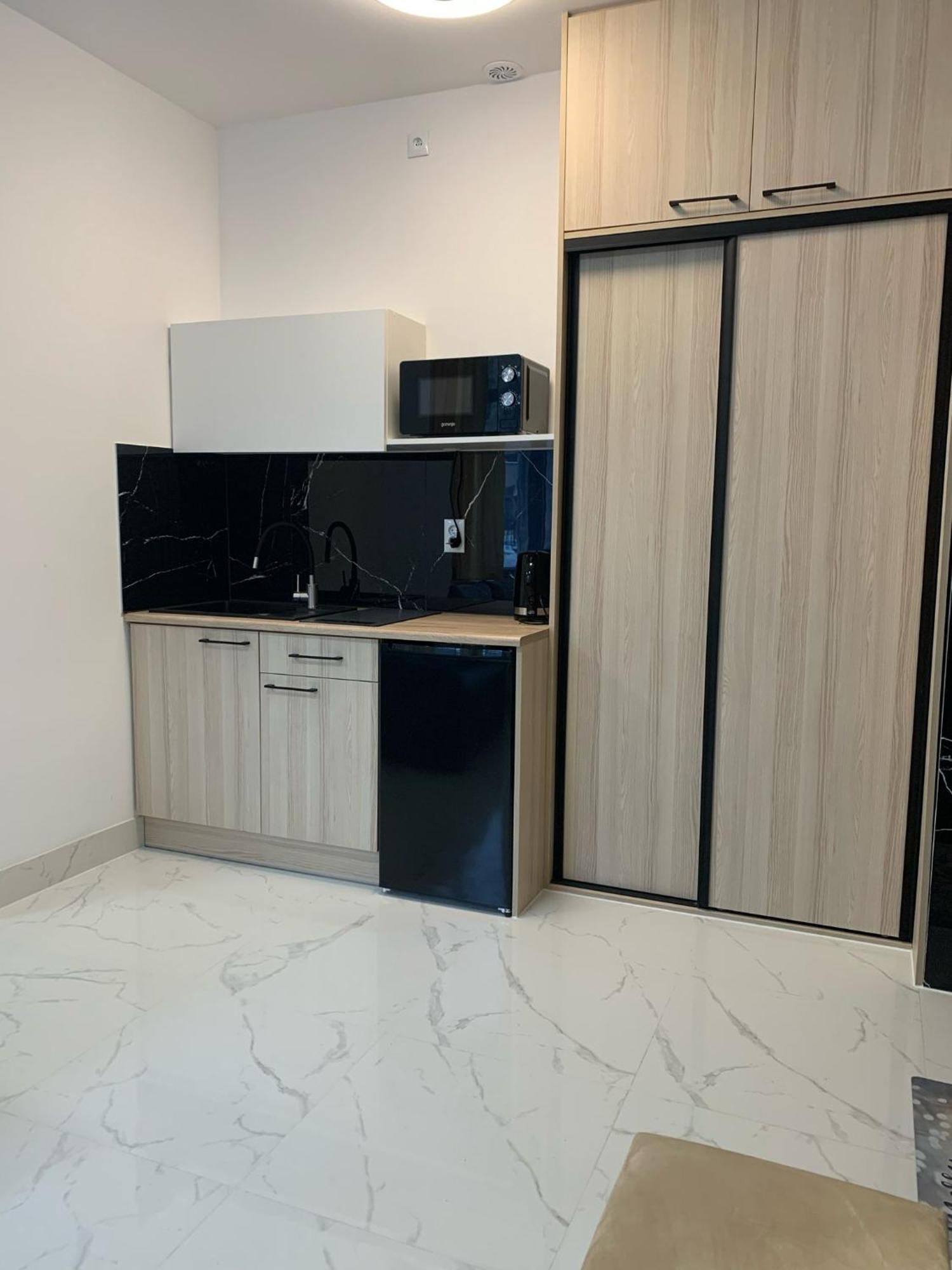 Apartamenty Sw.Rocha ビャウィストク エクステリア 写真