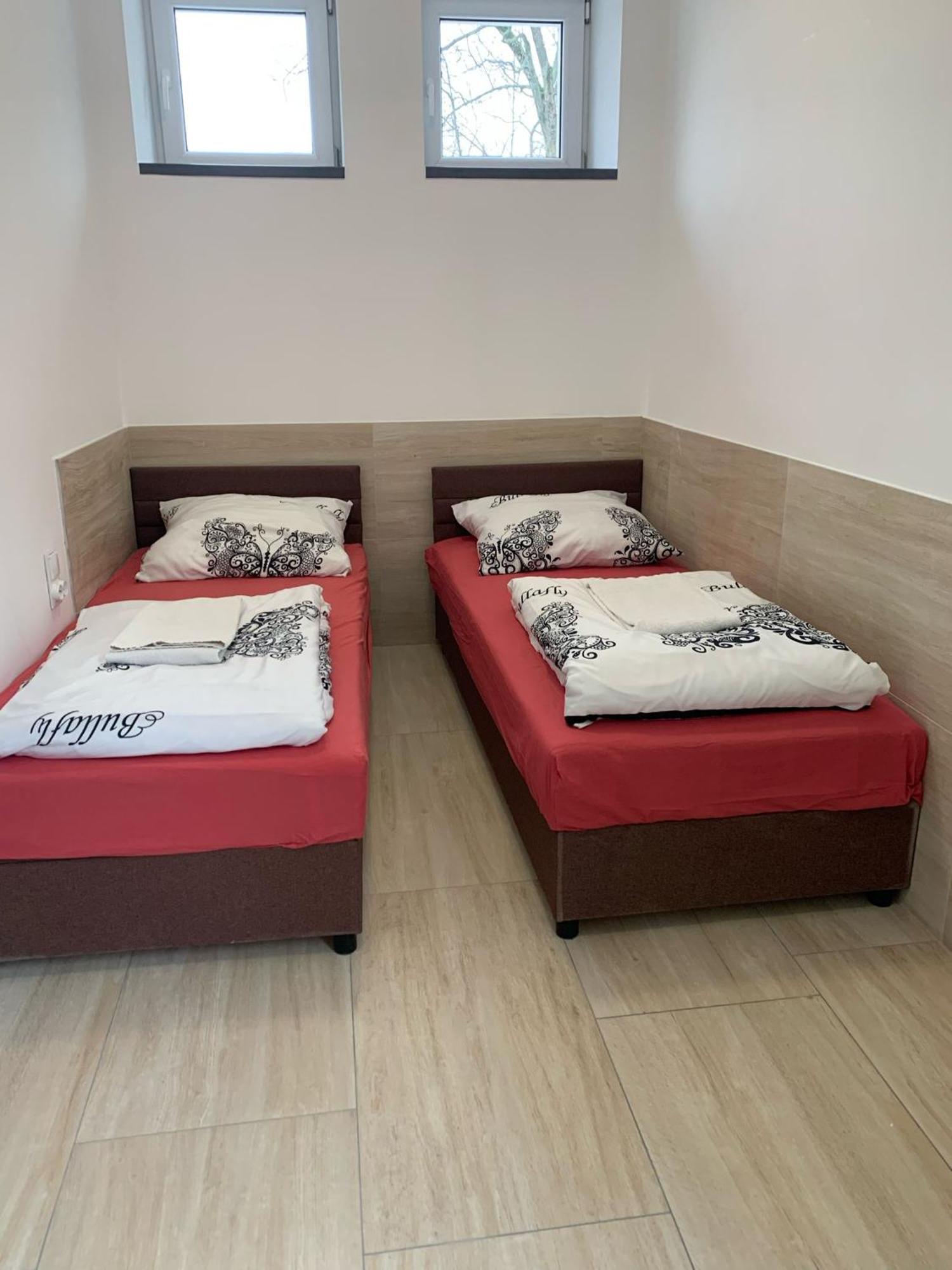 Apartamenty Sw.Rocha ビャウィストク エクステリア 写真